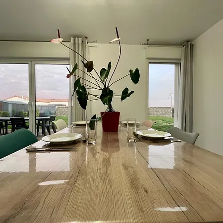 Maison De Osier-jusqu'a 6 Personnes-wifi Hébergement de vacances Petosse