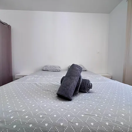 Hébergement de vacances Maison De Osier-jusqu'a 6 Personnes-wifi